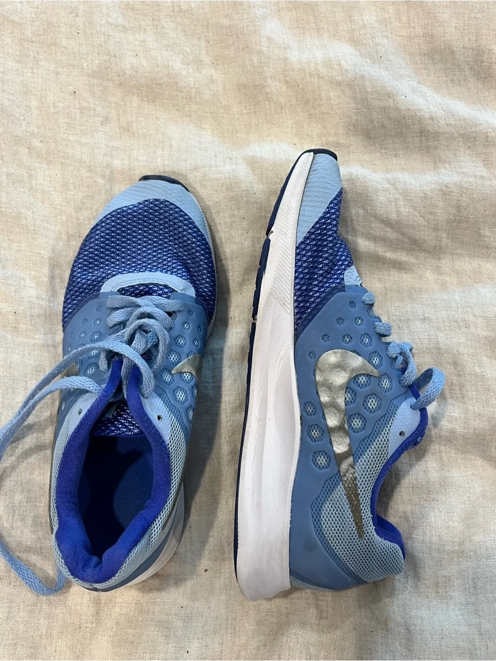 Youth  Light Blue Athletic Running Shoes with Metallic Swoosh